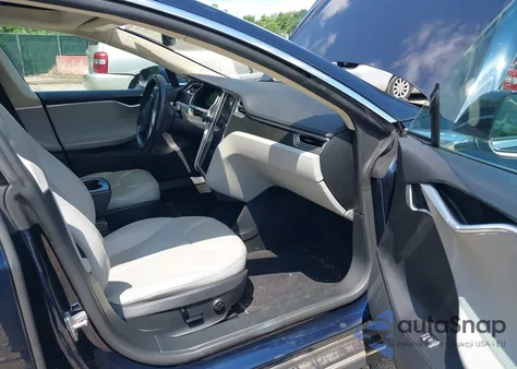 2013 Tesla Model S from USA, damaged, VIN 5YJSA1CN0DFP21851